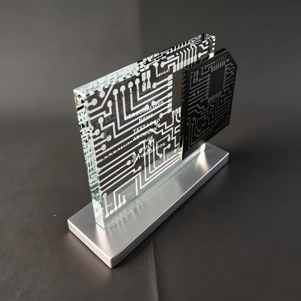 Circuit Pattern Tech Crystal Desk Award best