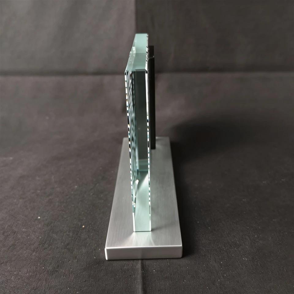 Circuit Pattern Tech Crystal Desk Award factory
