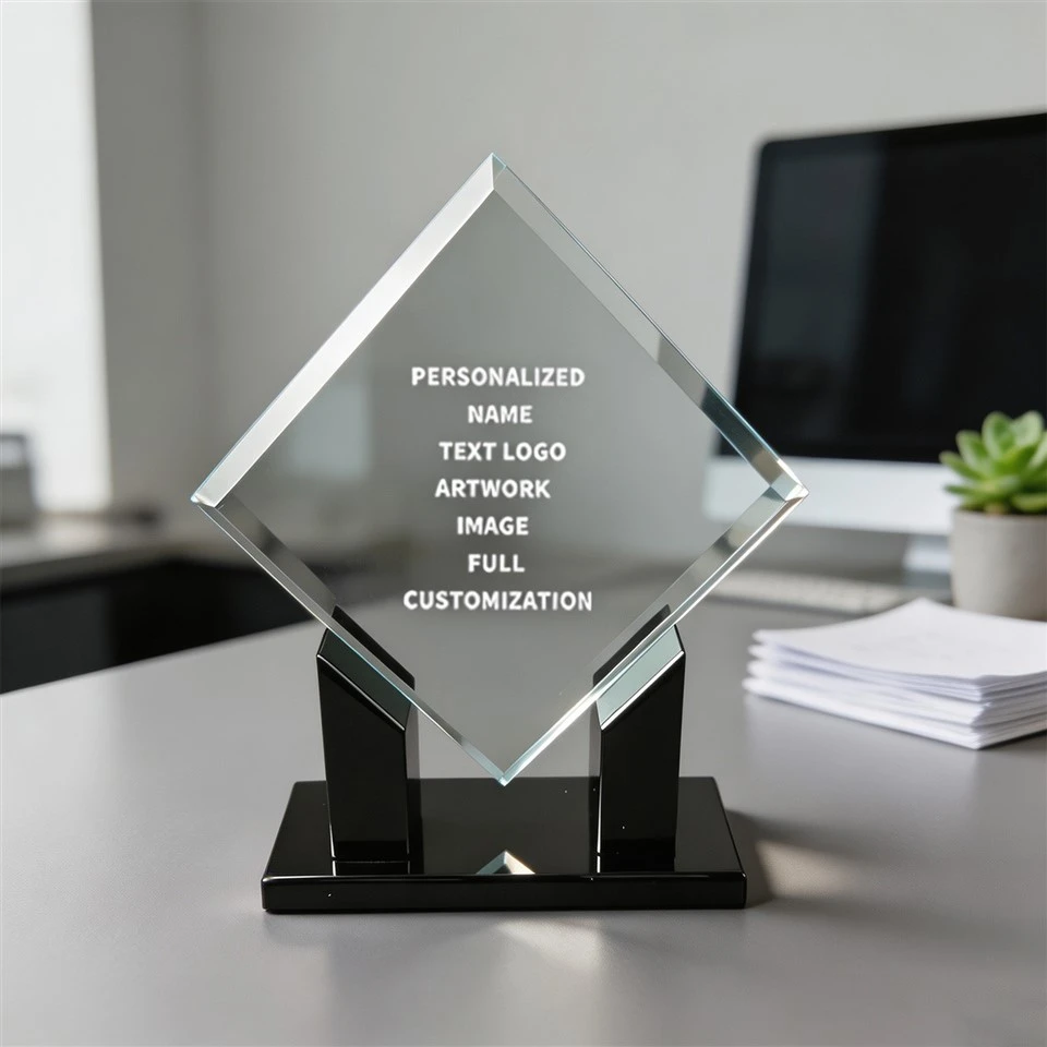 Nagrada Rhombus Engraved Office Crystal